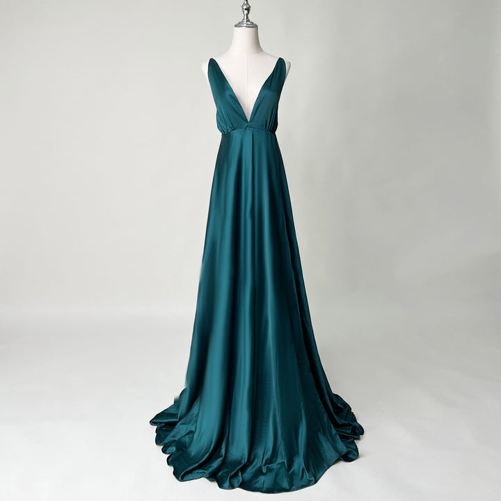 Nicola Gown