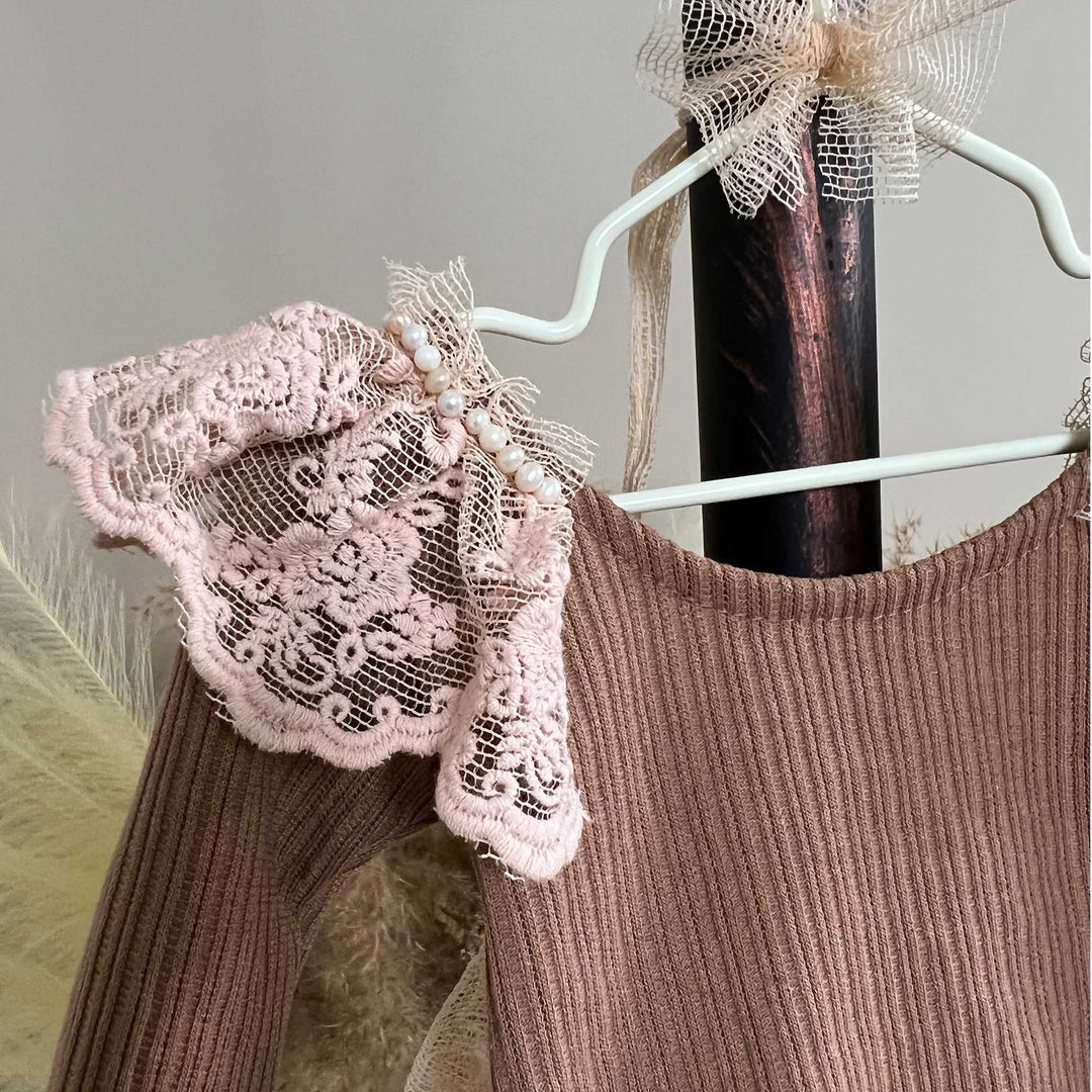 Vestido de recién nacido con tutú beige