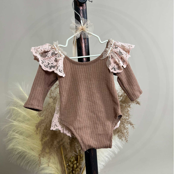 Vestido de recién nacido con tutú beige