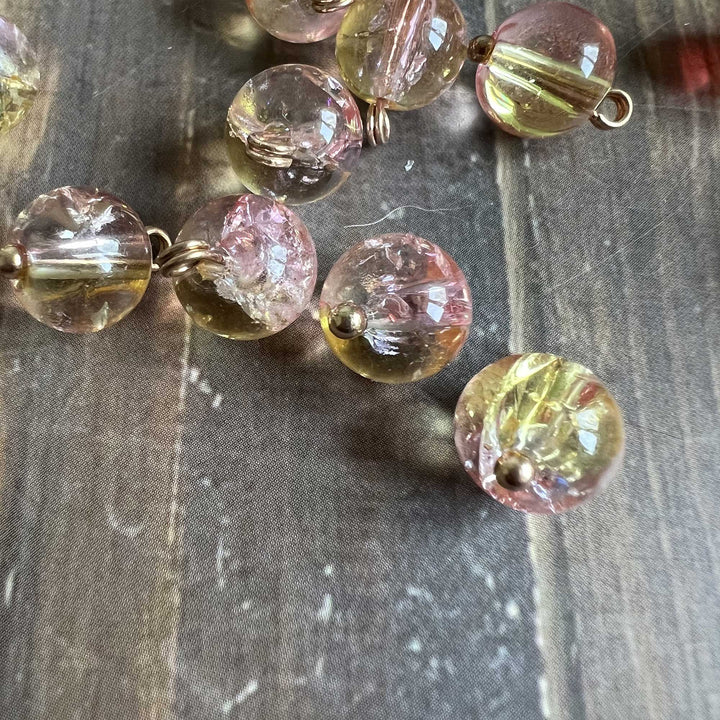 Red & Pink Round Buttons