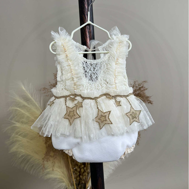 Vestido de recién nacida de tul con estrellas