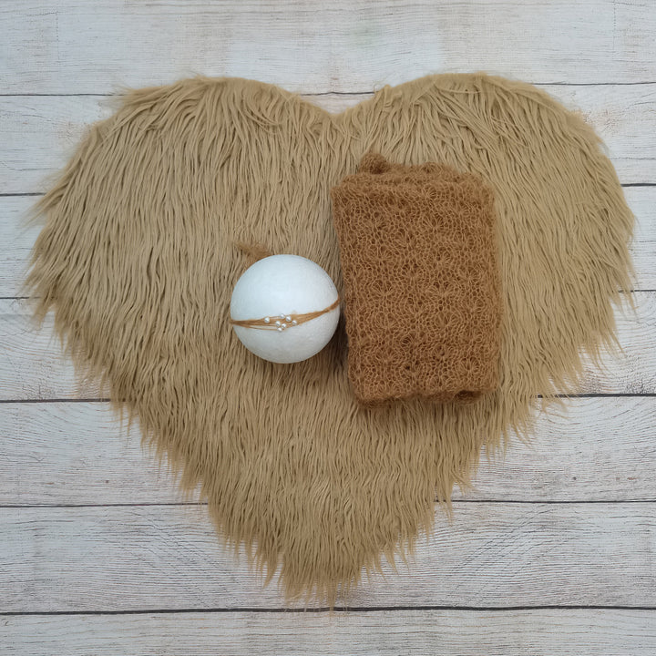 Heart Shape Faux Fur with Matched Wrap and Headwear Set